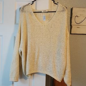 Light weight sweater